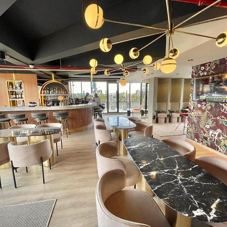 Icon 100 Luxury Apartasuites Богота Экстерьер фото