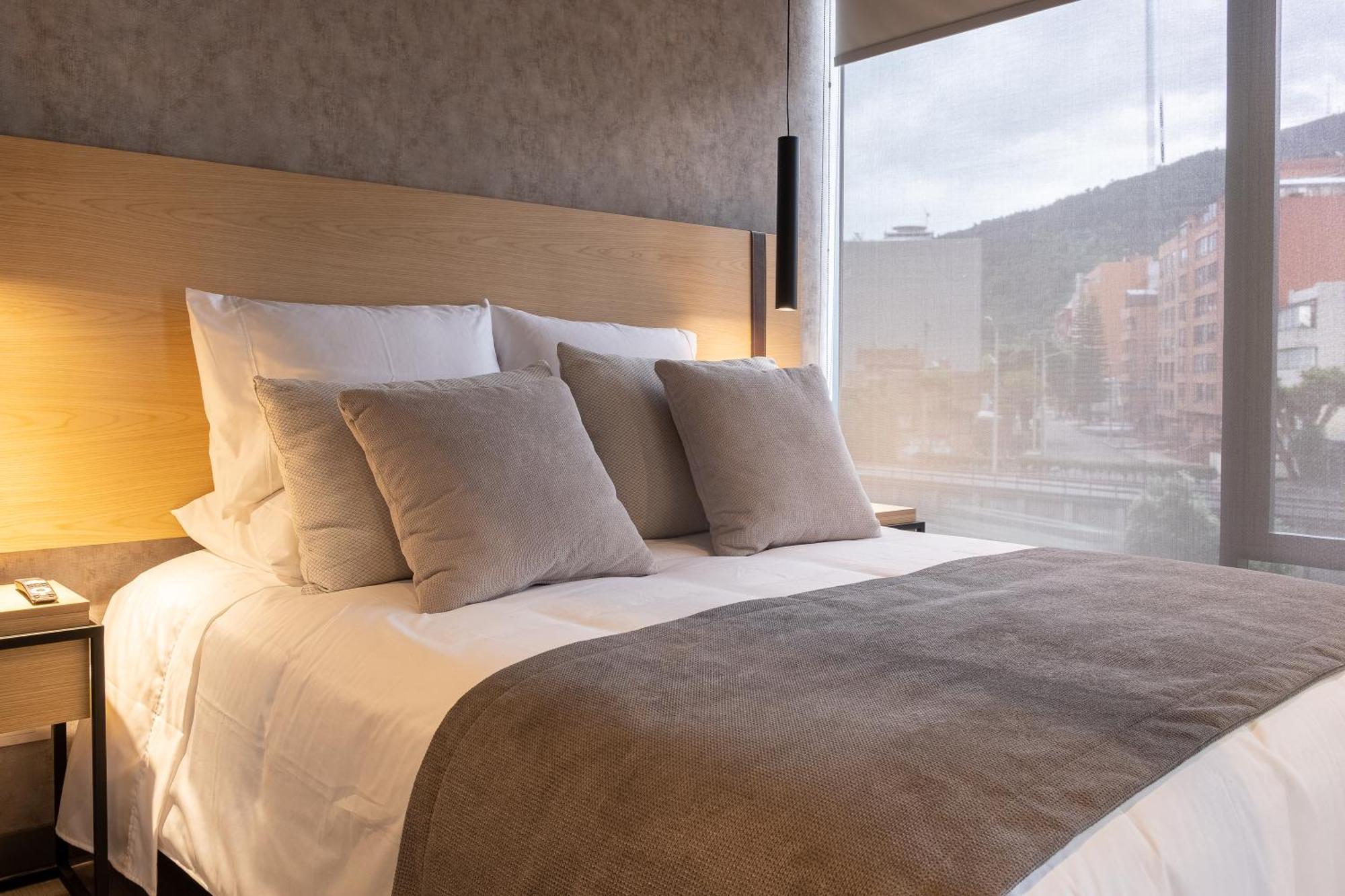 Icon 100 Luxury Apartasuites Богота Экстерьер фото